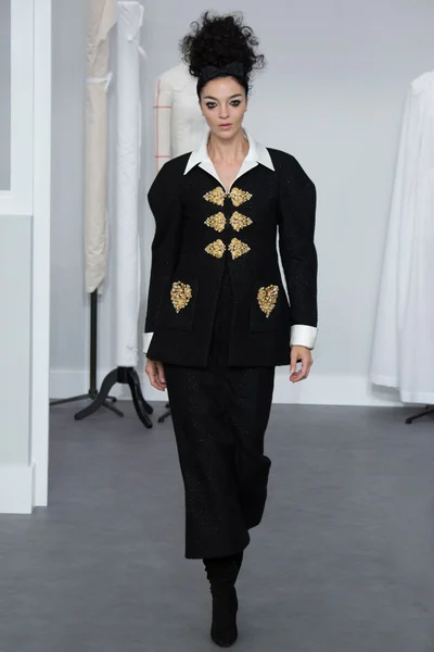 Look 40